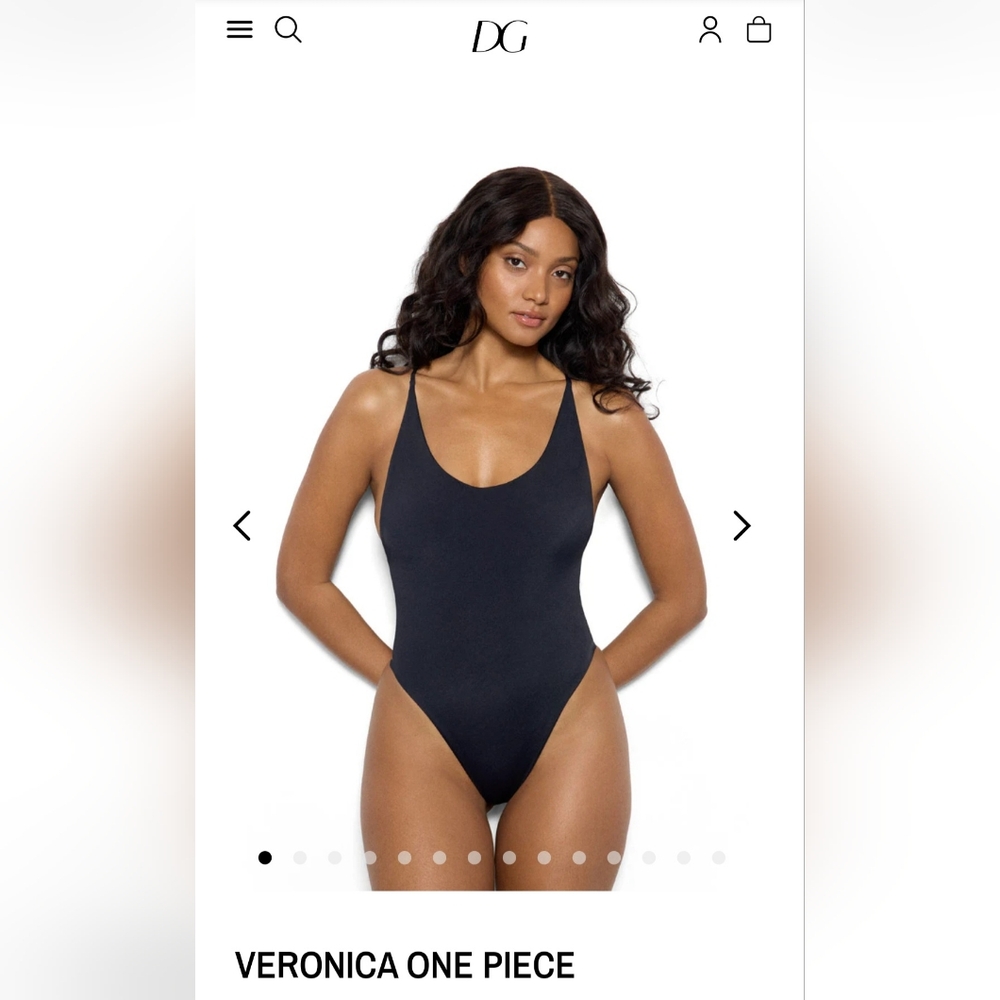 Dos Gardenias One Piece Swimsuit